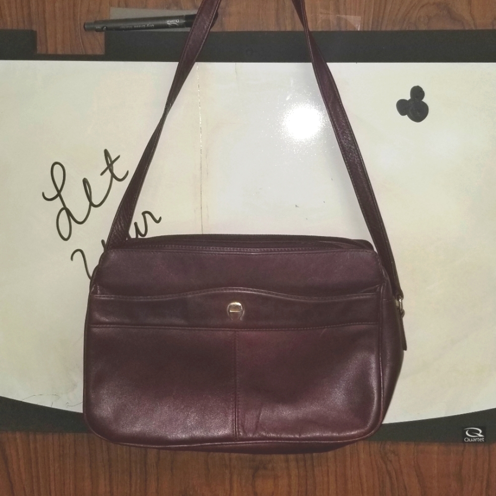 Vintage Aigner leather purse